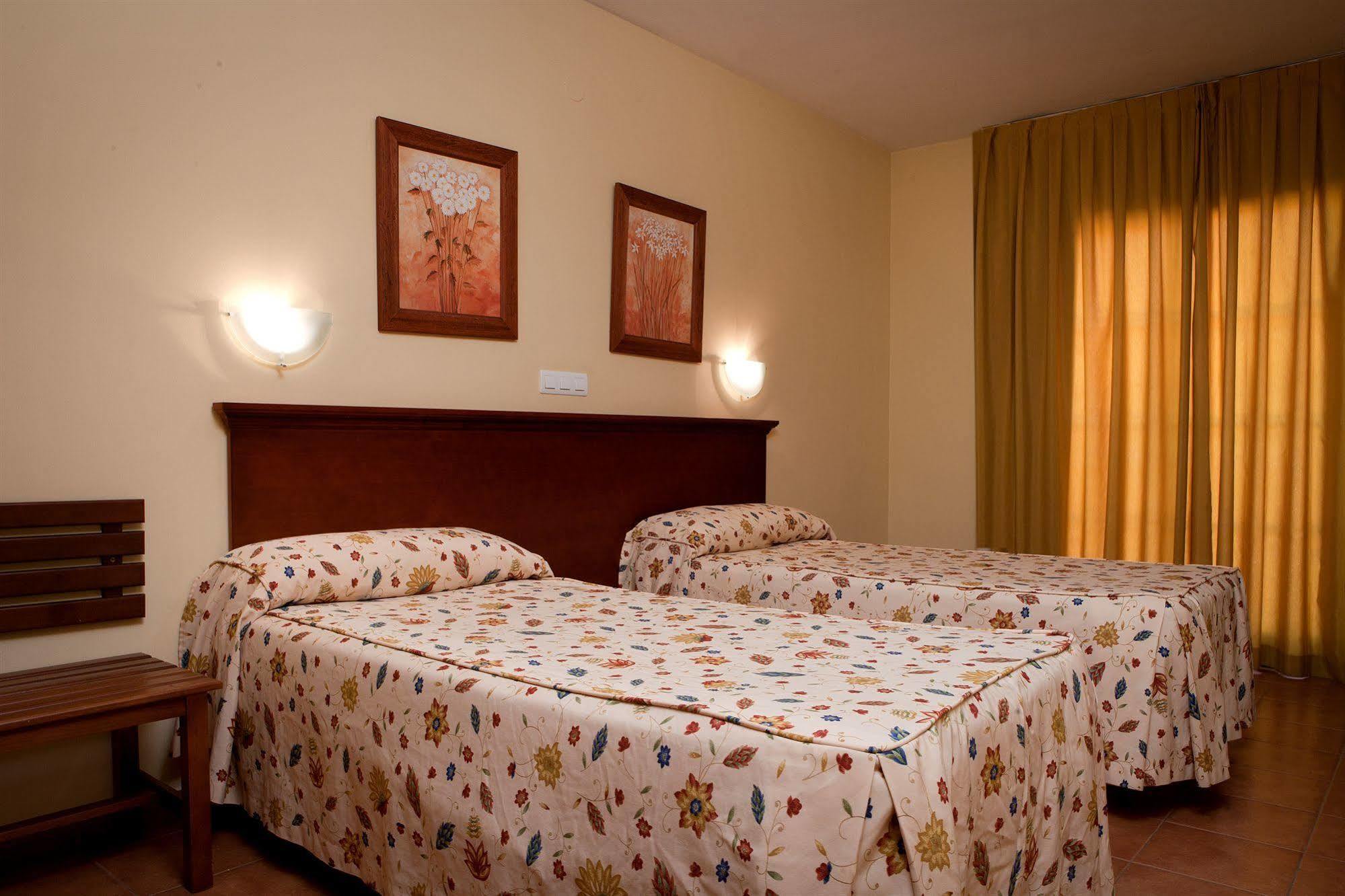 Hotel Galicia 푸엔히롤라 외부 사진